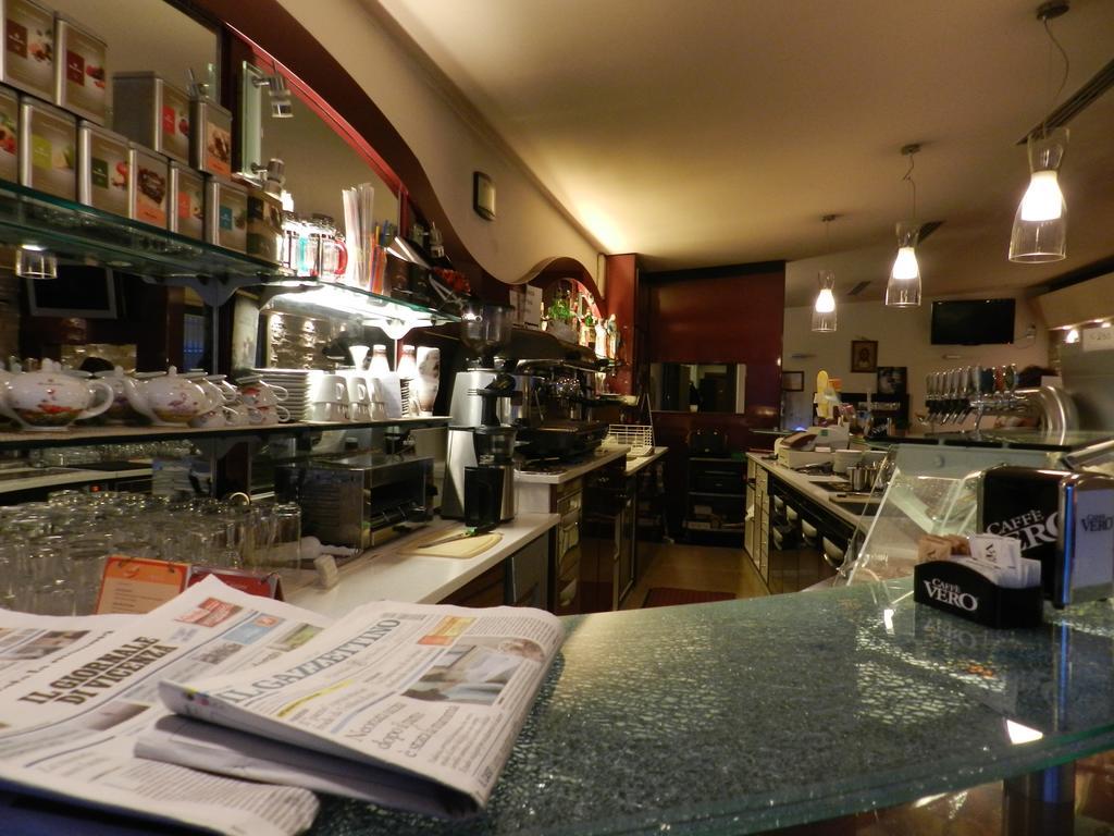 Locanda Trattoria Caffe Cavour Cittadella Exterior foto